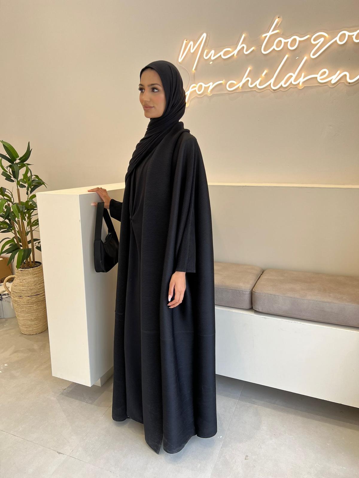 Women's Ares Abaya